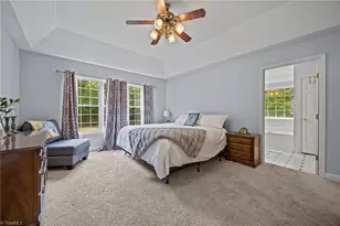 1210 Foxhaven Dr, Greensboro, NC 27455 - Photo 18