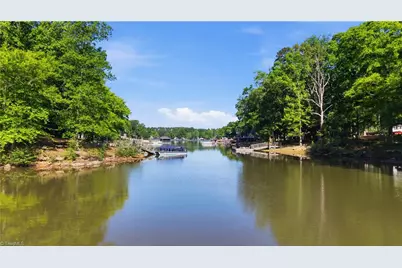 1010 Riverview Road, Lexington, NC 27292 - Photo 4