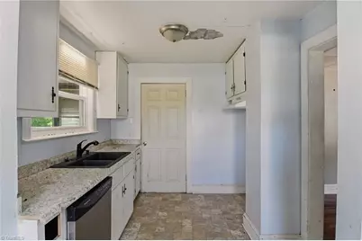 1810 Wilma Avenue, Winston-Salem, NC 27127 - Photo 44