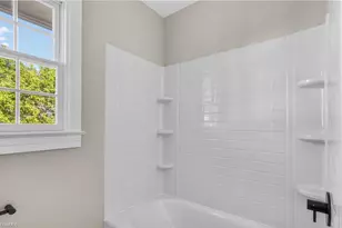 1307 Fairview St, Greensboro, NC 27405 - Photo 14