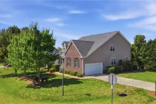 319 Ironwood Dr, Thomasville, NC 27360 - Photo 30