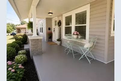 454 24th Street W, Winston-Salem, NC 27105 - Photo 2