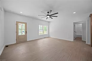 218 Fishermans Point Rd, Roxboro, NC 27574 - Photo 8