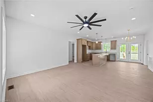 218 Fishermans Point Rd, Roxboro, NC 27574 - Photo 10