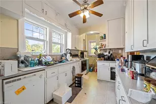 409 Scott Ave, Greensboro, NC 27403 - Photo 6