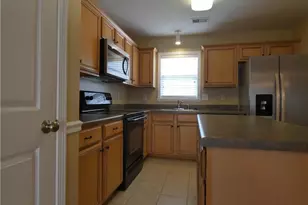 309 Locksley Ct, Thomasville, NC 27360 - Photo 8