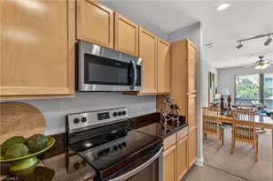 411 W Washington St, Greensboro, NC 27401 - Photo 6