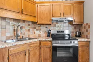 3922 Landover Dr, High Point, NC 27265 - Photo 14