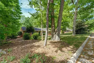 901 Country Club Dr, Reidsville, NC 27320 - Photo 4