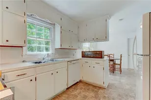 901 Country Club Dr, Reidsville, NC 27320 - Photo 24