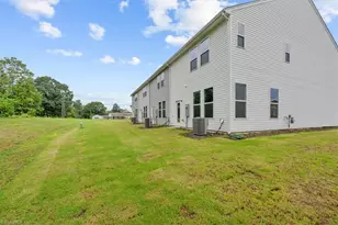 2126 Willow Gln Dr, Graham, NC 27253 - Photo 12