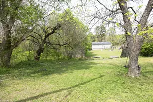 3046 Cherokee Dr, Elon, NC 27244 - Photo 20