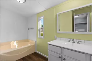 189 Sunset Dr, Thomasville, NC 27360 - Photo 18