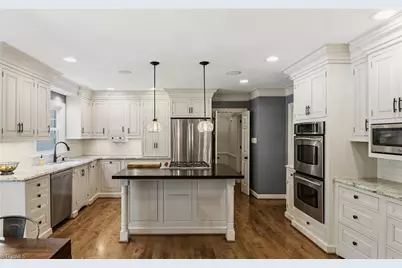 3105 Saint Regis Road, Greensboro, NC 27408 - Photo 10