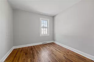 204 W Brower Ave, Liberty, NC 27298 - Photo 14