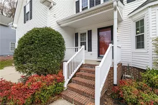 9 Compton Ct, Greensboro, NC 27407 - Photo 2