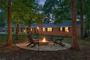504 N Greenbriar St, Liberty, NC 27298 - Photo 4