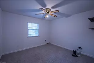 3504 Redington Dr, Greensboro, NC 27410 - Photo 30