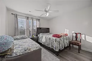825 Hopewell St, High Point, NC 27263 - Photo 8