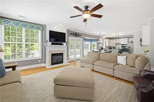 212 Oakmont Park Ct, Kernersville, NC 27284 - Photo 10