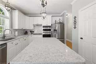 212 Oakmont Park Ct, Kernersville, NC 27284 - Photo 18