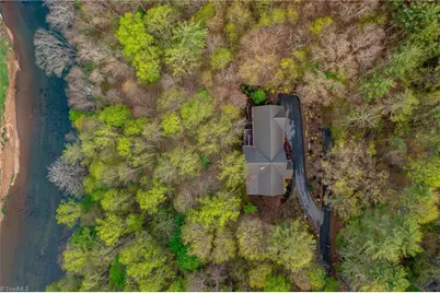 594 Village Pine Drive, Jefferson, NC 28640 - Photo 6