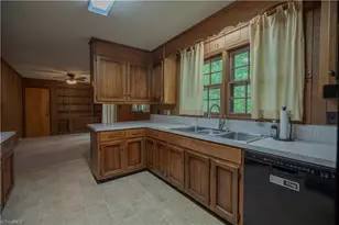166 Larkspur Ln, Lexington, NC 27292 - Photo 14
