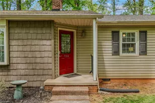 7166 Mantlewood Ln, Kernersville, NC 27284 - Photo 2