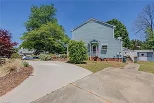 816 Cornwallis Dr, Burlington, NC 27215 - Photo 4