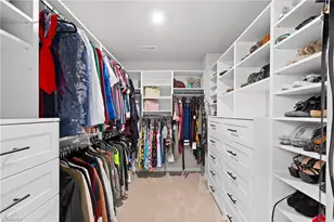 401 Bandana Ct, Greensboro, NC 27405 - Photo 12