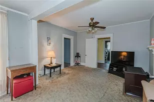 301 W Lee St, Mebane, NC 27302 - Photo 8