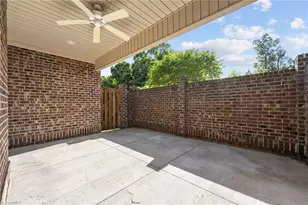 2710 Kingsbury Ct, Burlington, NC 27215 - Photo 26