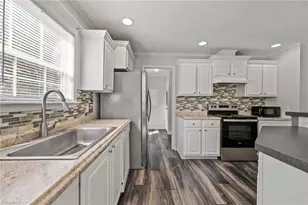 1713 Crissy Ln, Graham, NC 27253 - Photo 18