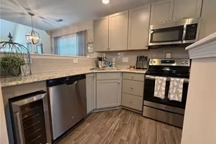 118 Gannaway St, Jamestown, NC 27282 - Photo 6