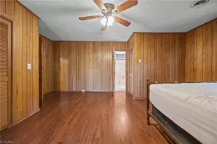 224 W Colonial Dr, Thomasville, NC 27360 - Photo 36