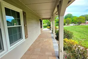 101 Ridgewood Dr, North Wilkesboro, NC 28659 - Photo 10