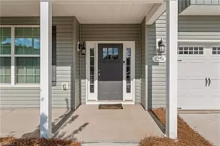 1934 Kippen Dr, Kernersville, NC 27284 - Photo 4