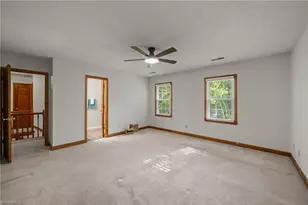 949 Aquaview Dr, Kernersville, NC 27284 - Photo 26