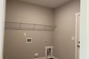 413 E Lee Ave, Yadkinville, NC 27055 - Photo 20