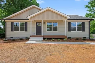 407 Park St, Randleman, NC 27317 - Photo 2