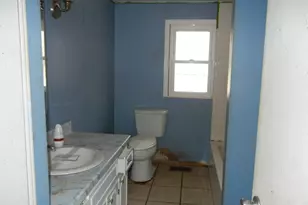 1034 Cascade Ave, Eden, NC 27288 - Photo 10