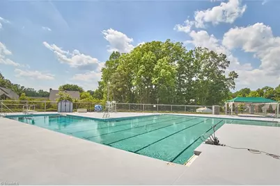 844 Brookleigh Court, Winston-Salem, NC 27104 - Photo 38