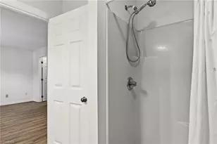 844 Brookleigh Ct, Winston-Salem, NC 27104 - Photo 24