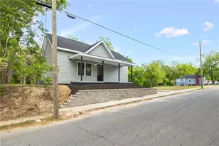 321 S Branch St, Reidsville, NC 27320 - Photo 4