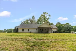 7527 McGee Rd, Rural Hall, NC 27045 - Photo 32