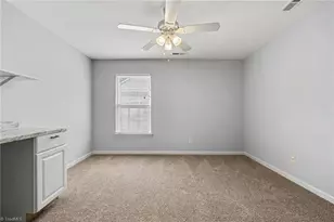 1579 Pondhaven Dr, High Point, NC 27265 - Photo 28