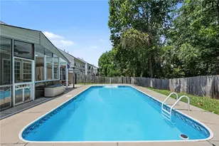 1579 Pondhaven Dr, High Point, NC 27265 - Photo 34