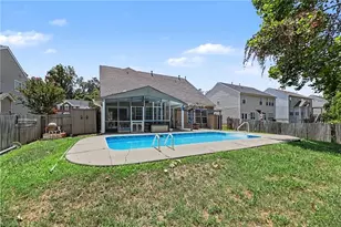 1579 Pondhaven Dr, High Point, NC 27265 - Photo 16