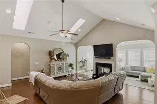 5249 Abbot Ln, Walkertown, NC 27051 - Photo 6