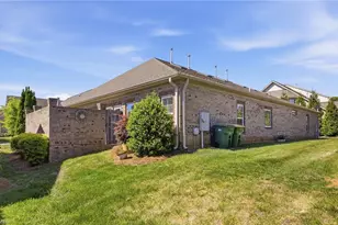 5249 Abbot Ln, Walkertown, NC 27051 - Photo 28